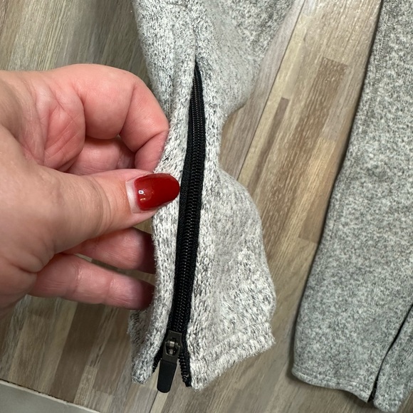 Nike Fleece Heather Gray Sweatpants with Zip Ankles, Women's Size Small - Picture 11 of 15